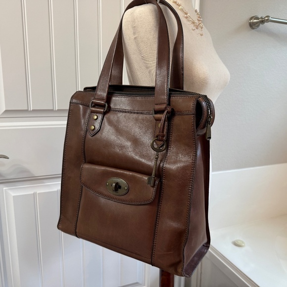 Fossil Vintage Revival Leather Tote ZB5420 - Picture 1 of 16